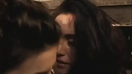 Karımı kulübü: sikişen evli kadın bölüm 12