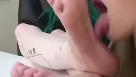 köle kız yalama ayak