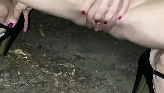 Jade-coquine : ormanda oldukça yaramaz – striptiz