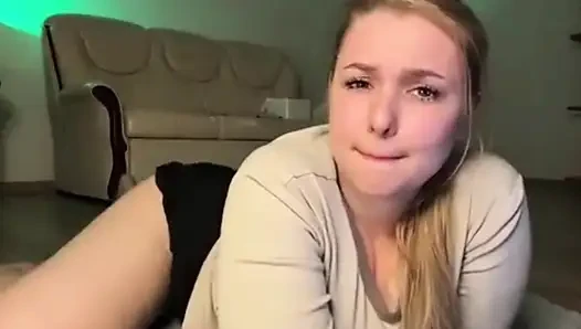 Büyük götlü domaltmalı ve zıplayan memeler jucielussie