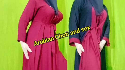 Arap tesettürlü Müslüman kadın lipi akhtar