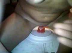 Ben horoz yalarken kırmızı rokete biniyorum
