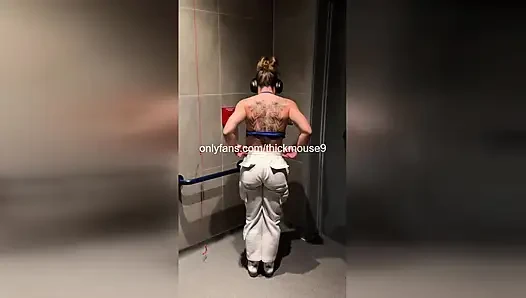 18 yaşındaki influencer ig canlı "soru-cevap" seansı sırasında grup seks yapıyor