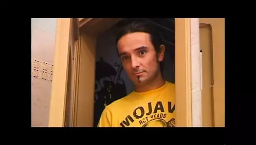 Çirkin ama iğrenç!