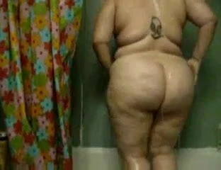 Bbw alma bir duş üzerinde kam
