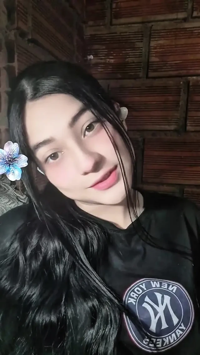 Porn Actress Masturbates Deli
