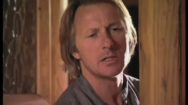 Koca, doktorla eşini izliyor