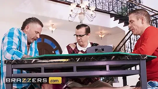 Seksi yayıncı tek boynuzlu atları ve seviyor, o sırayla değil Lily Lou Brazzers