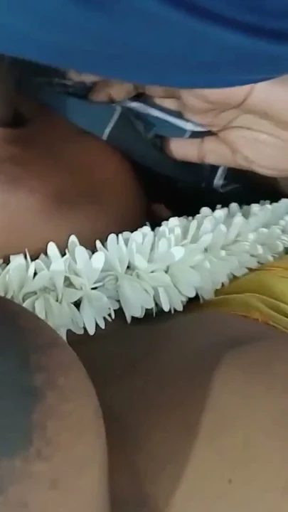Tamil karı kocasının sikini derin ağız sikişi | Bölüm 1