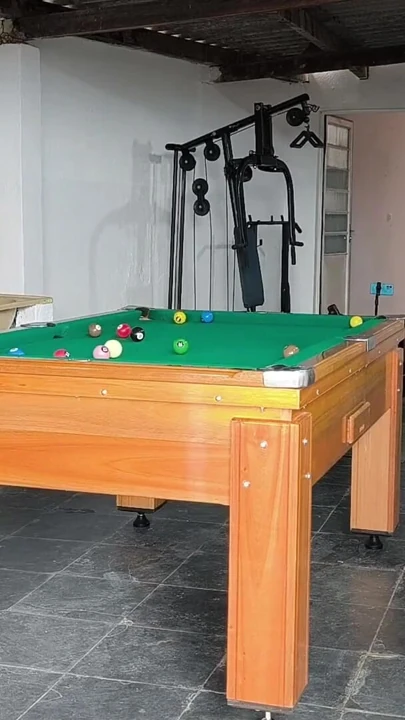 Göt için bilardo oynuyor | Klip 1