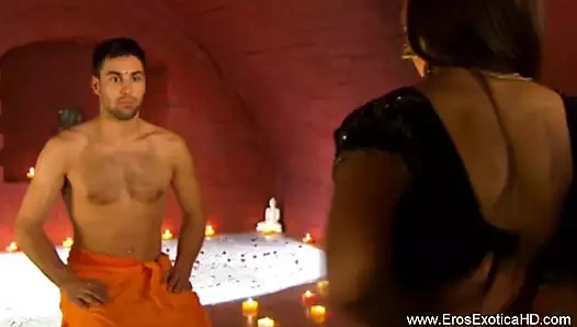 Asya'dan egzotik sevişme teknikleri