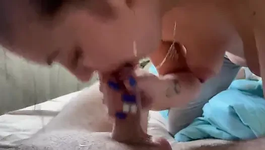 Oral seks gırtlağına kadar alıyor ve ağzına boşalıyor - fanstasycouple