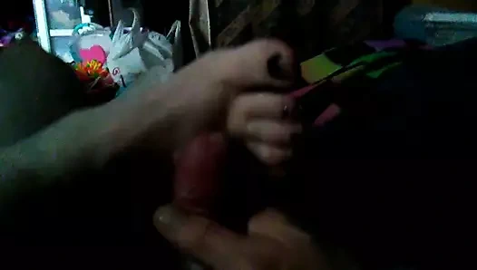 Eskinin minik ayak parmaklarına boşalmak