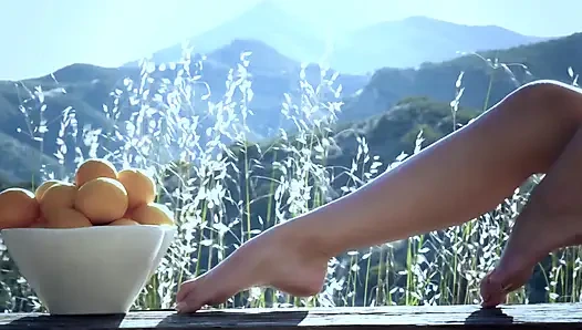 Lezbiyenler Scarlet Red ve Jillian Janson ile yaz esintisi