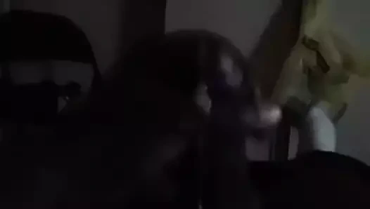 Büyük zenci yarağı boşalması