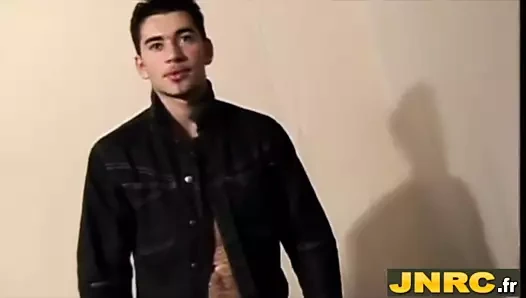 Jnrc.fr - İtalyan çocuk