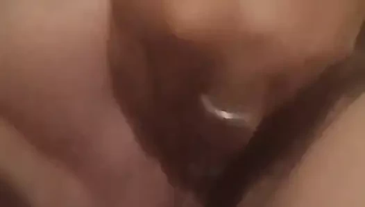 Olgun ıslak amcığıma mastürbasyon
