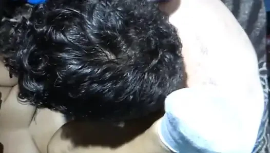 Olgun sürtük kocasını aldatıyor