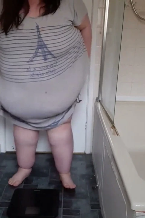Ssbbw august tartı ve sağlık kontrolü