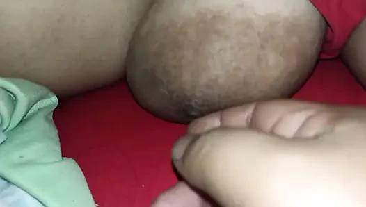 [karmico][sabah] Kocam göğüslerimi okşuyor