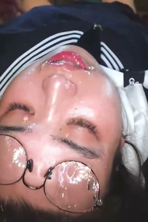 Rüya gibi kawaii güzellik baş aşağı gırtlağına kadar alıyor