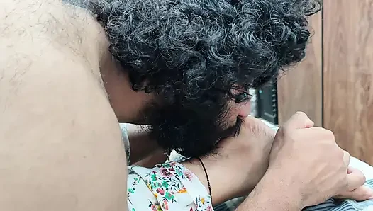 Etek içinde ayak yalama romantizmi