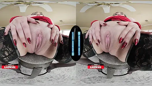 Ölümcül sert sanal gerçeklik - büyük memeli orta yaşlı seksi karın eski günlerde olduğu gibi onu parmakla sikmeni istiyor