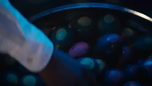 Tessa Thompson rahatsız ettiğim için özür dilerim