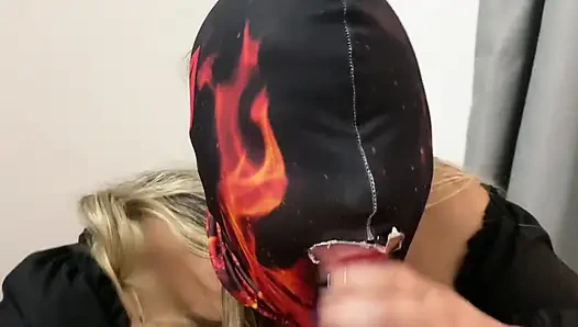 Are you recording? - Yes, mother-in-law, but with the mask on so that my wife does not discover us