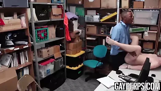 Twinky fail cums süre barebacked tarafından bbc security