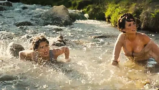 Penelope Cruz y Salma Hayek - ''Bandidas''