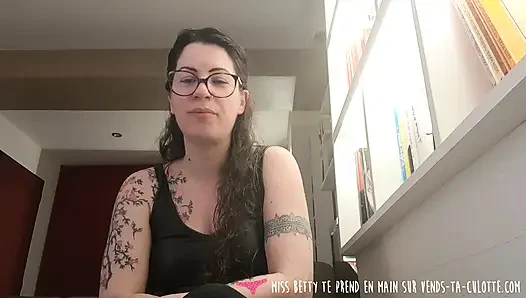 Vends-ta-culotte - Fransız dominatrix'in itaatkar adam için sert mastürbasyon talimatları