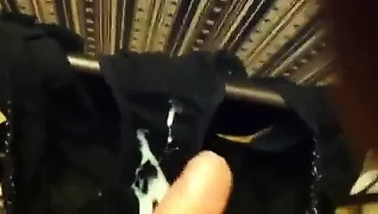 Karısının külotunu doldurmak