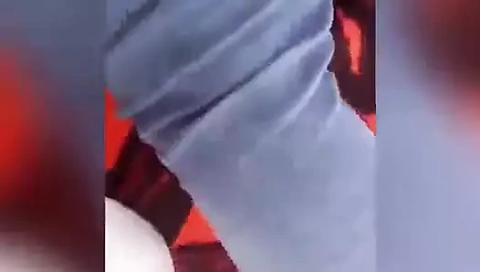 Şişman kısa sürtük basma