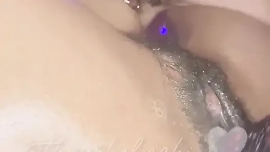 Güzel kıllı amımı güzel kölem için sağıyor
