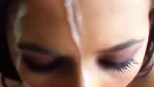 Azgın bir adam yandaki jimnastikçiyle şanslı