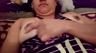 Tabasquena caliente se bana y se masturba para mi