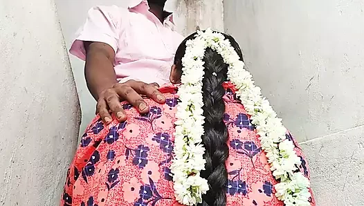 Hintli öğretmen erkek arkadaşıyla gerçek seks yapıyor