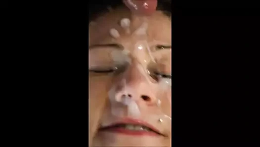 Eski sevgilimin en iyi arkadaşına yüz bakımı yapmak