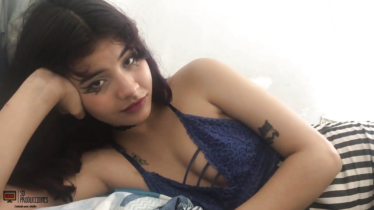 Üvey erkek kardeşime iyi bir sakso çekiyorum - tam hikaye - bakış açısı - İspanyolca porno