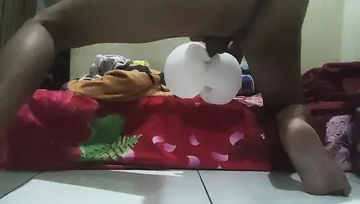 Kaslı adam 8 dakika, çıktığında çok fışkırtıyor