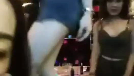 Asya kızlar üzerinde web kamerası