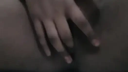 İkinci kez tek başına fingring videosu