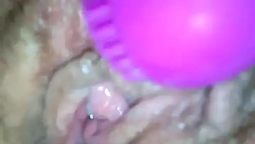 Bayan beyaz sular titreşen orgazm