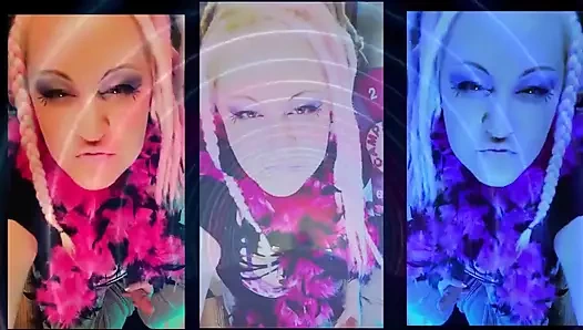 Gelişmiş Ses. Hayalindeki kızın transeksüel olduğunu hayal ediyor ve sana sakso çekmeyi öğretiyor - joi