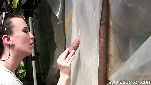 Serada duvar deliğinden içeri sakso! Benim, Sylvia Chrystall'in fetiş sanatı fantezileri! Gerçekten sanatsal sahne!