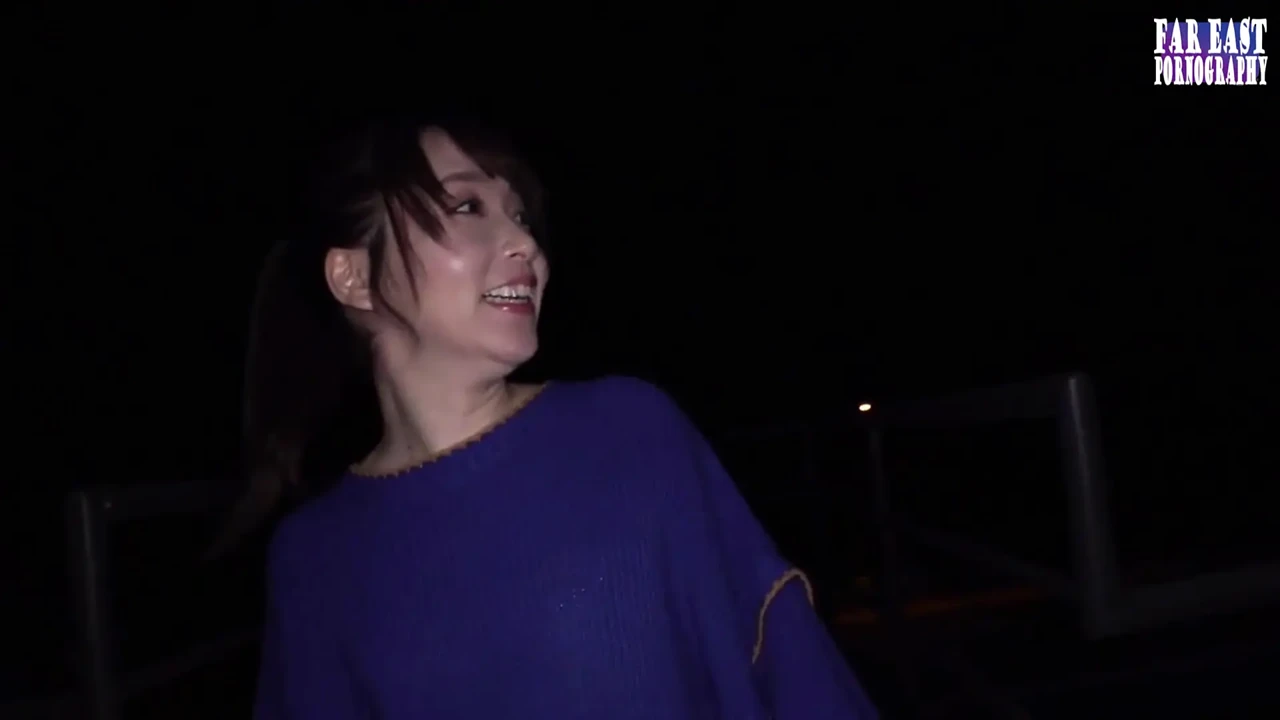 Down Under: Splashy Shame Tease With A Smiling Beauty Soaking Herself In A Wild Wet Burst Part (Aussie Stars Selection) - Gold Coast Locals Only - Australian Sex Video