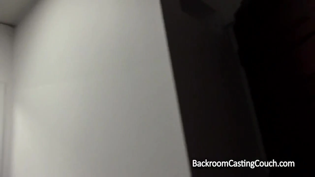 बड़े स्तन और लड़कियों के assfuck कास्टिंग, bf पता नहीं