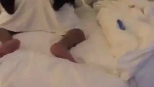 O boşalmak içinde benim karım kedi olmadan prezervatif