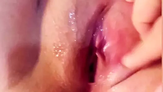 Sıcak kızıl saçlı karısı dans mastürbasyon emme ve veren göt